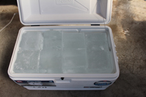 レンタルクーラーボックスにブロックアイスを入れて何時間くらい氷の保管が出来ますか お客様の質問 かき氷機レンタル日記
